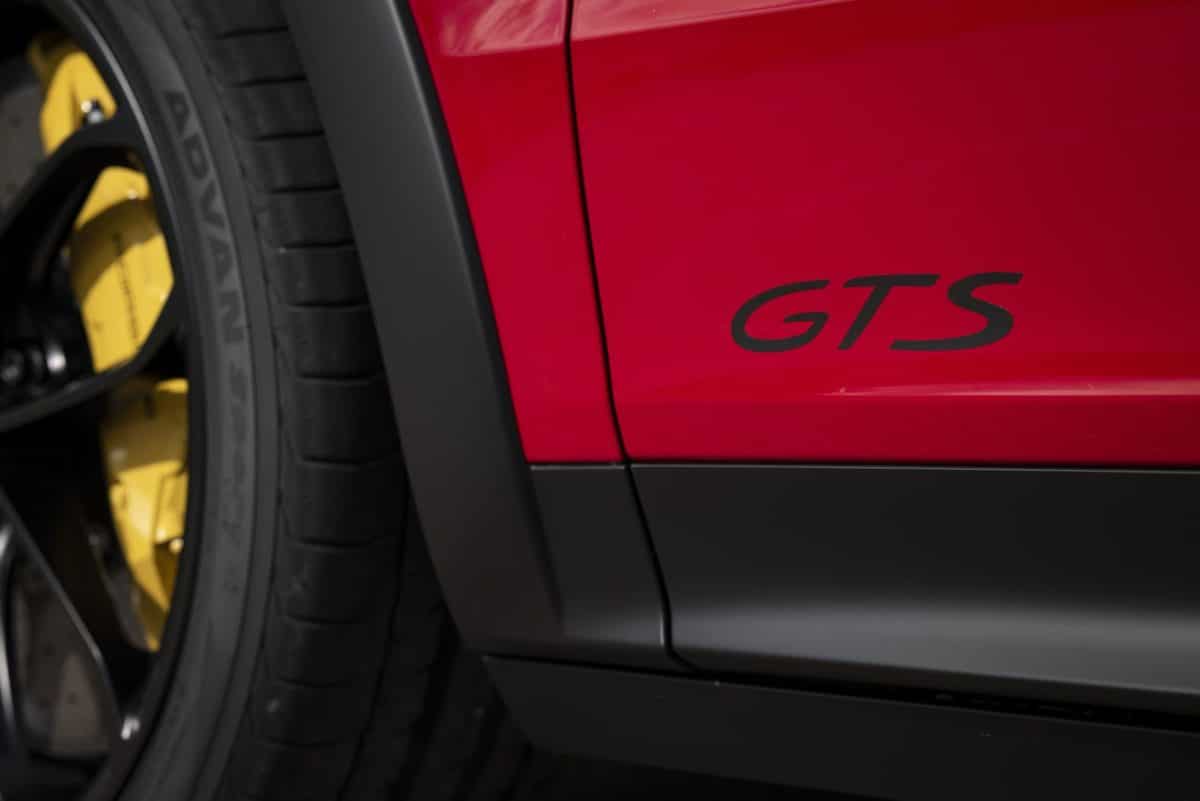 Porsche Cayenne GTS 2020 18