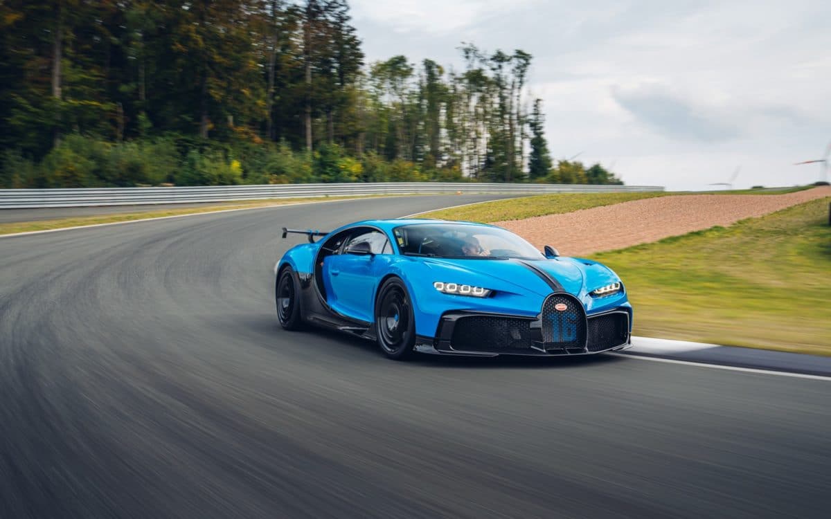 Bugatti Chiron Pur Sport 1