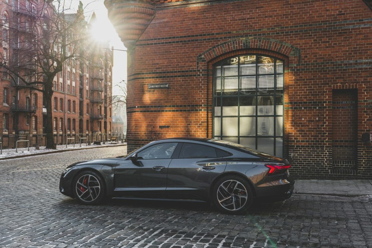Audi e tron GT 9