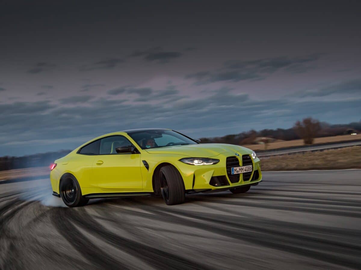 BMW M4 Competition 2