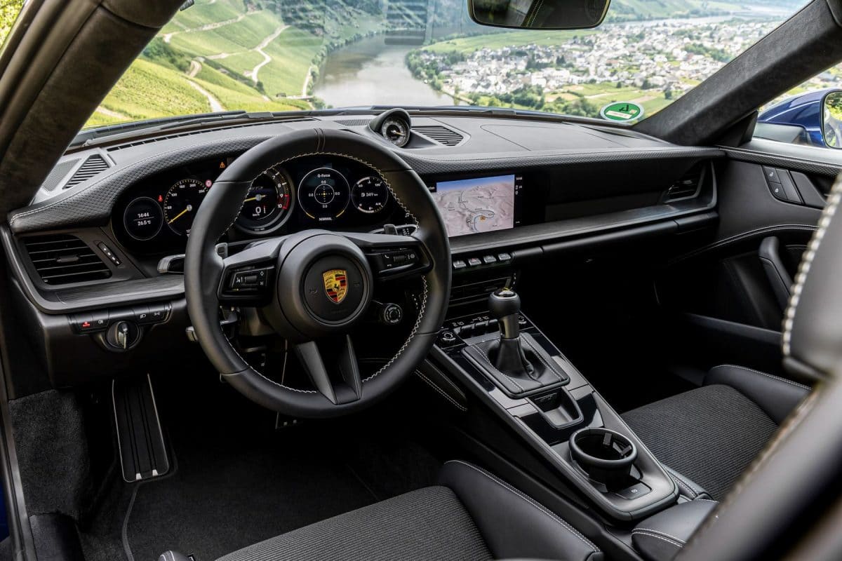 Porsche 911 GT3 Touring Cockpit