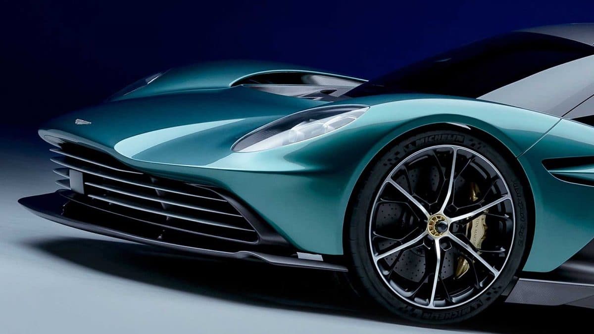 Aston Martin Valhalla 2021 10