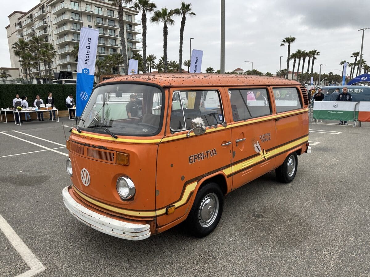VW Bus Treffen Huntington Beach 2