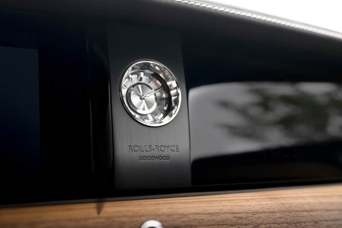 Rolls Royce Spectre 11