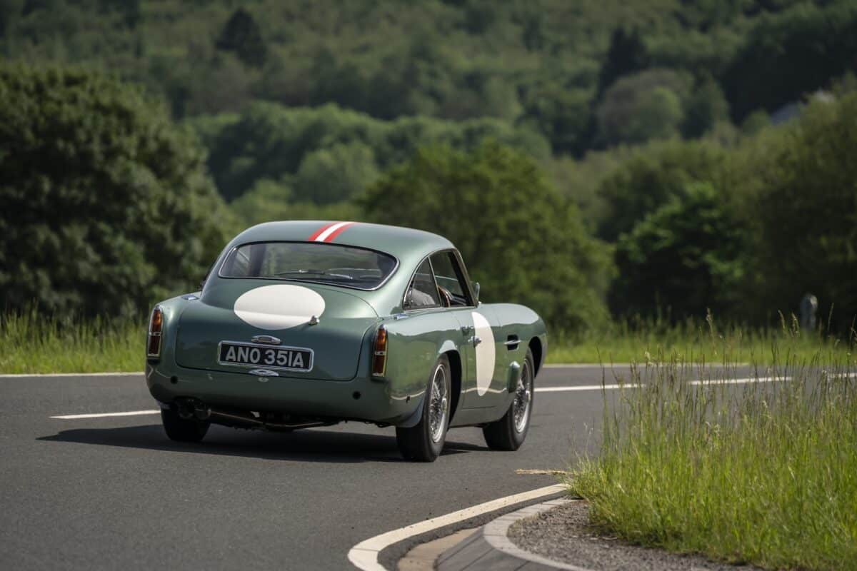 Aston Martin DB4 GT 11