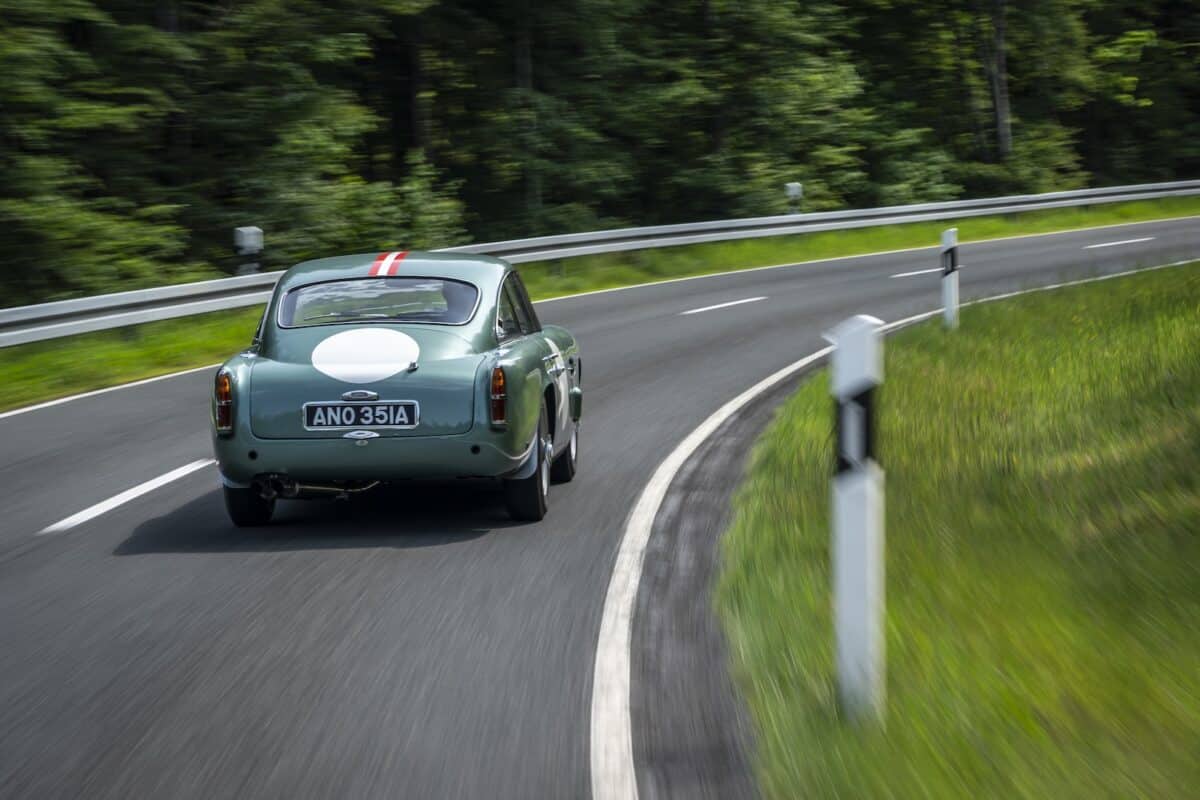 Aston Martin DB4 GT 15