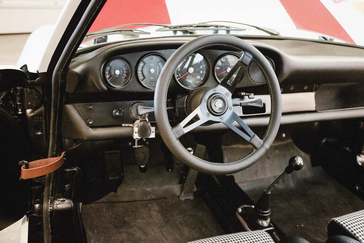 6 Porsche R 1