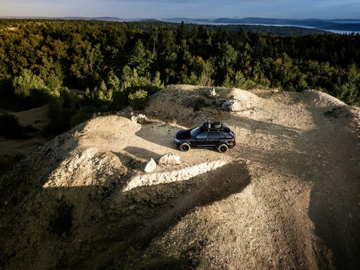 Audi Q8 e tron edition Dakar 18