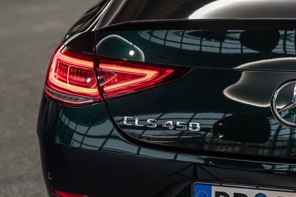 Bandablaeufer Mercedes CLS 6