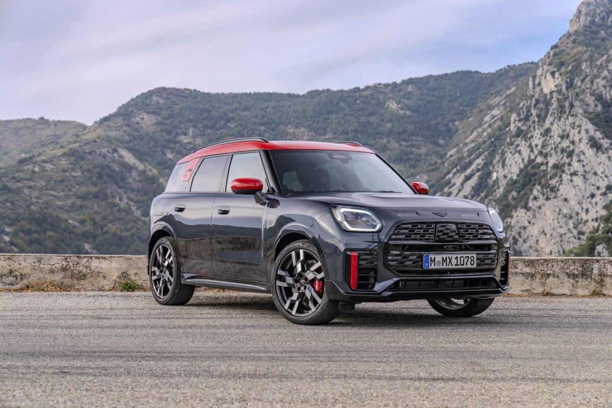 Mini JCW Countryman 12