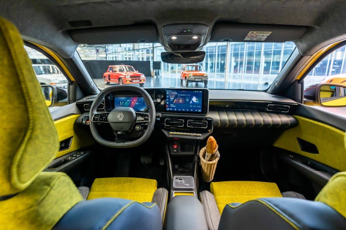 Renault 5 E Tech Electric 3