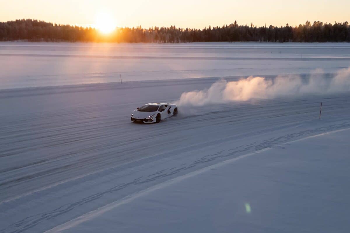Wintertests Lamborghini Revuelto 16