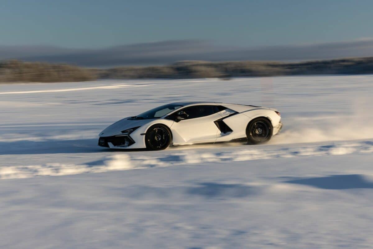 Wintertests Lamborghini Revuelto 5
