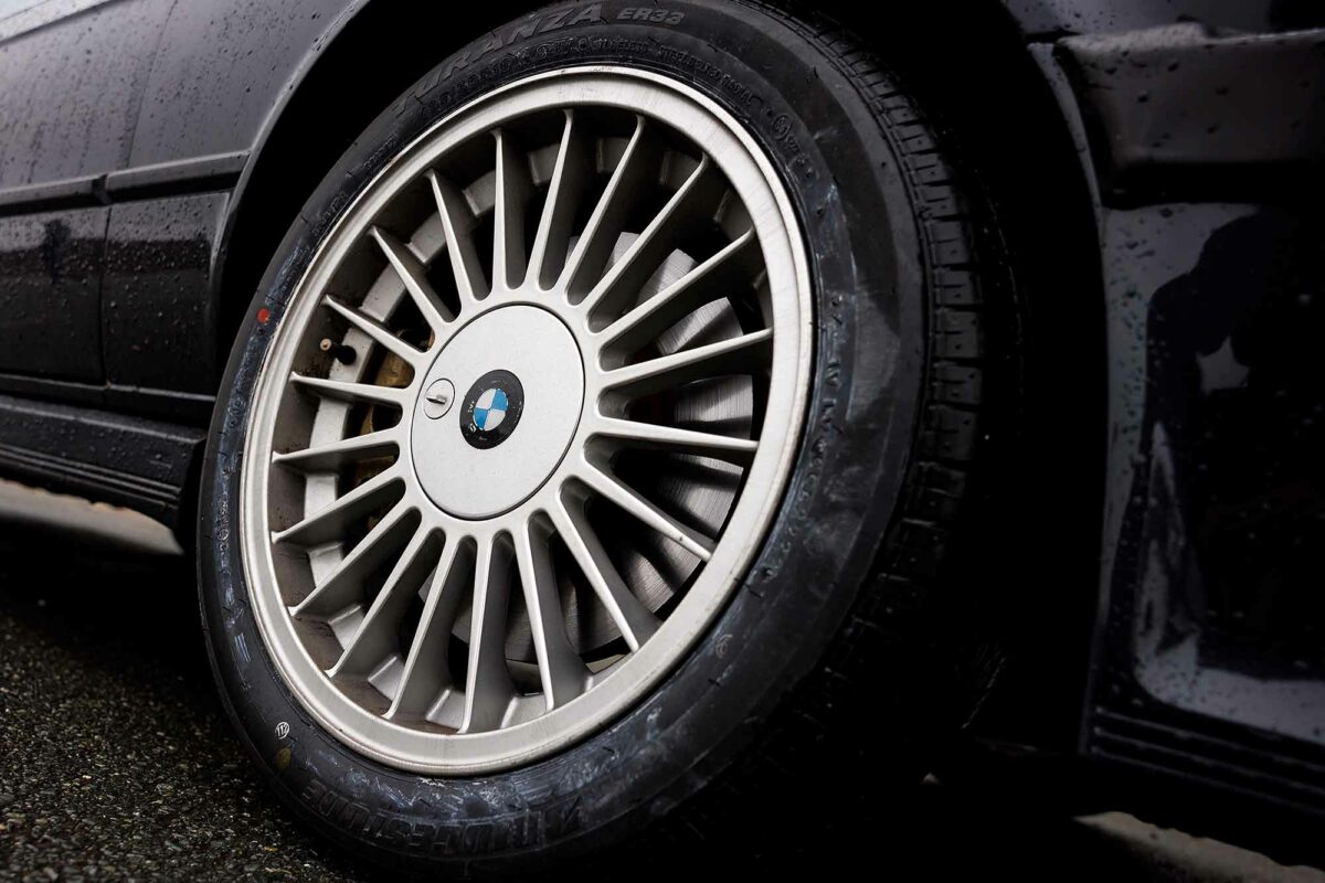 BMW 333i E30 10
