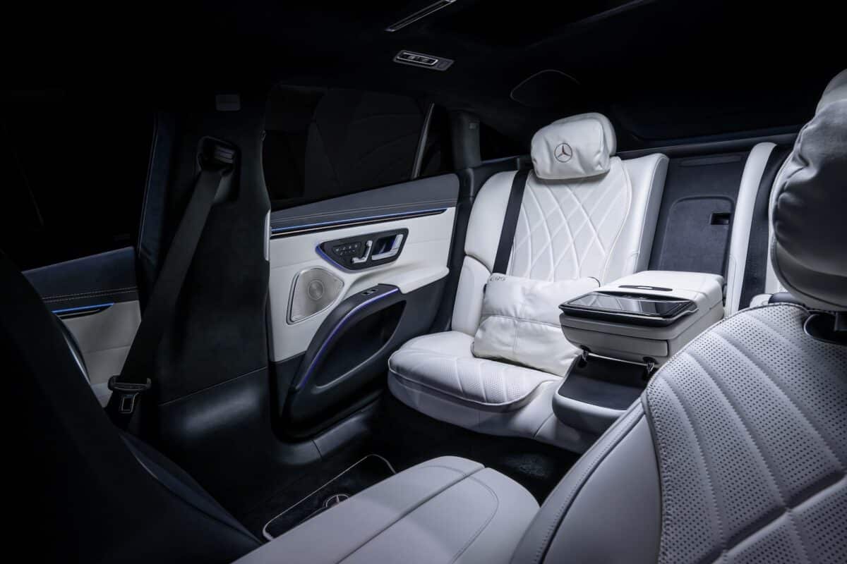 Mercedes EQS 2024 8