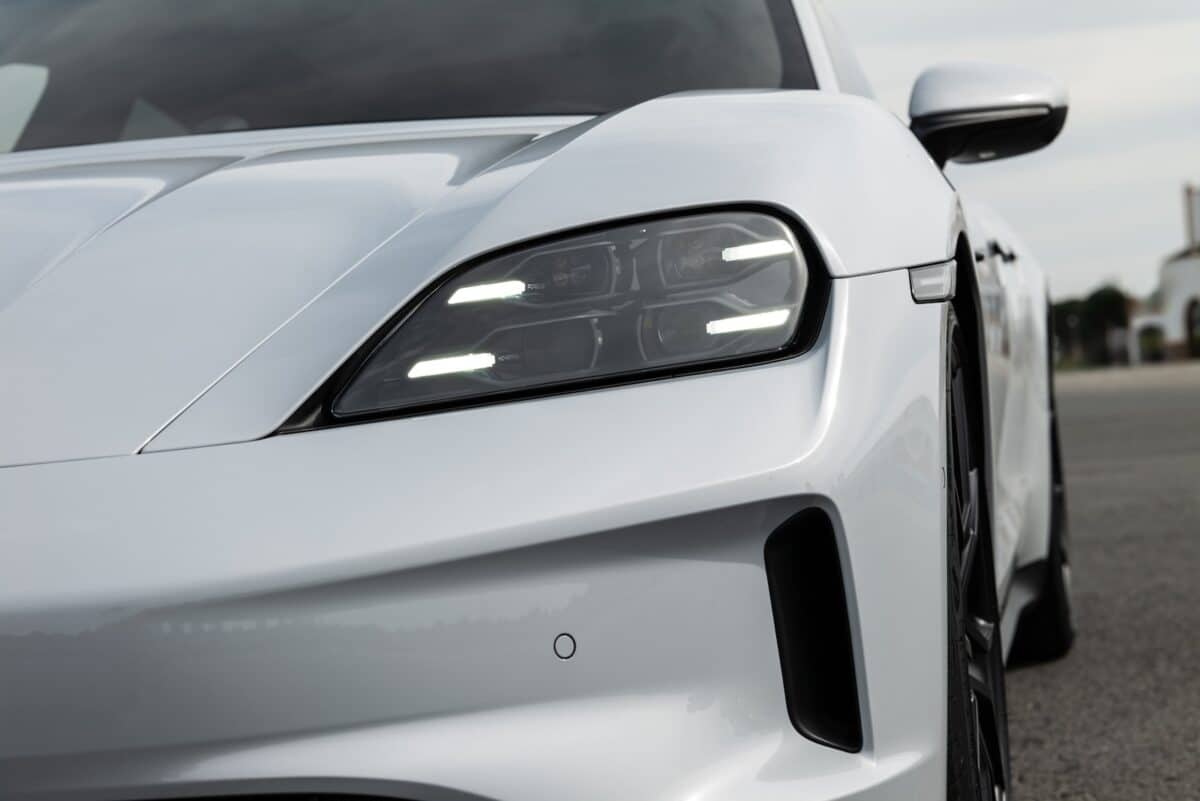 Porsche Taycan 4S 15