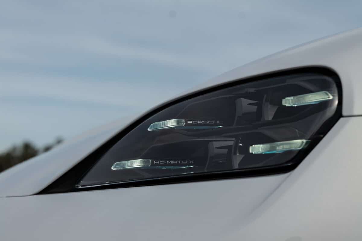 Porsche Taycan 4S 16