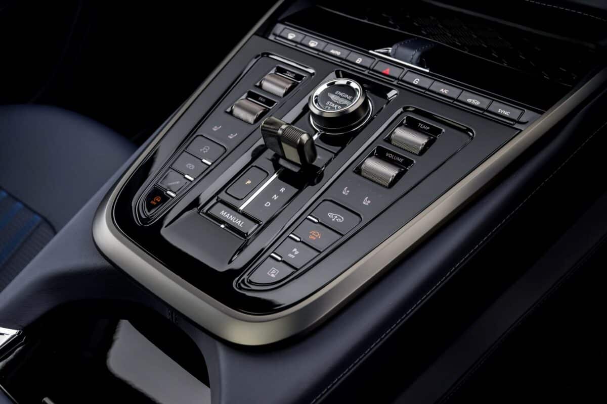Aston Martin DBX707 MJ 2024 5