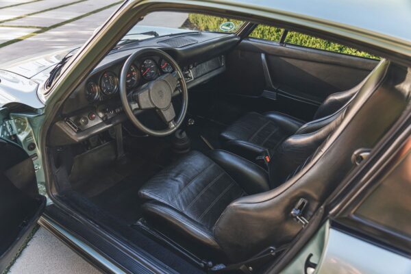 Porsche 930 Turbo 1975 3