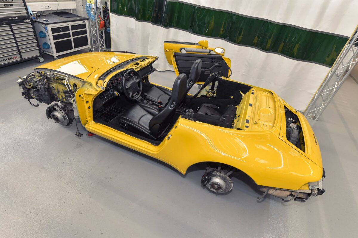 Sonderwunsch Werksunikat Porsche 911 Speedster 993 13