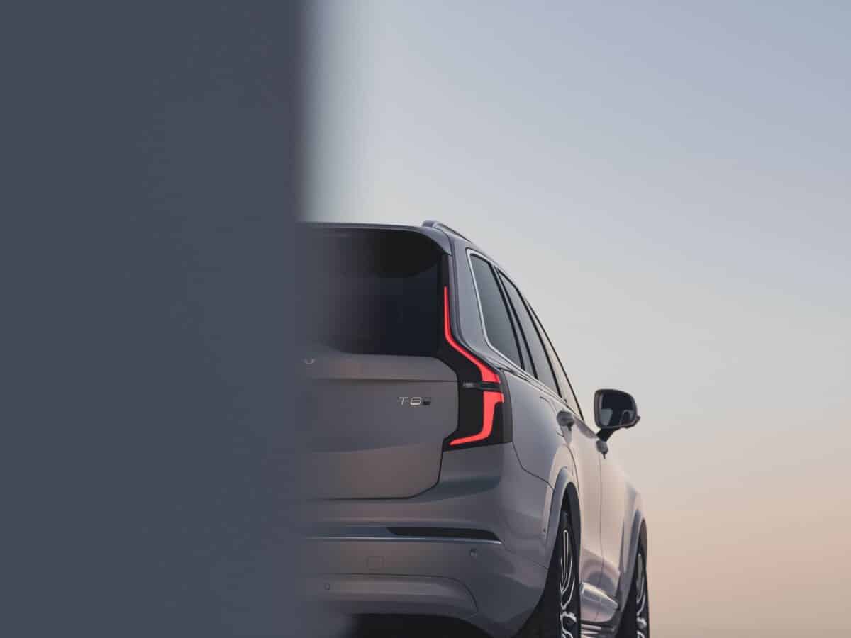 331884 New Volvo XC90 exterior