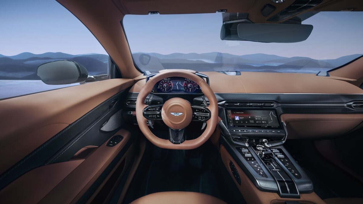 Aston Martin Vanquish 24