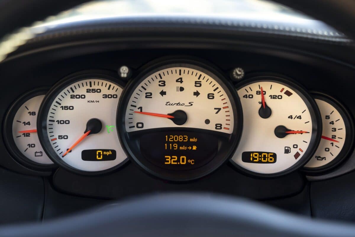 Porsche 911 Turbo S Coupe 996 1