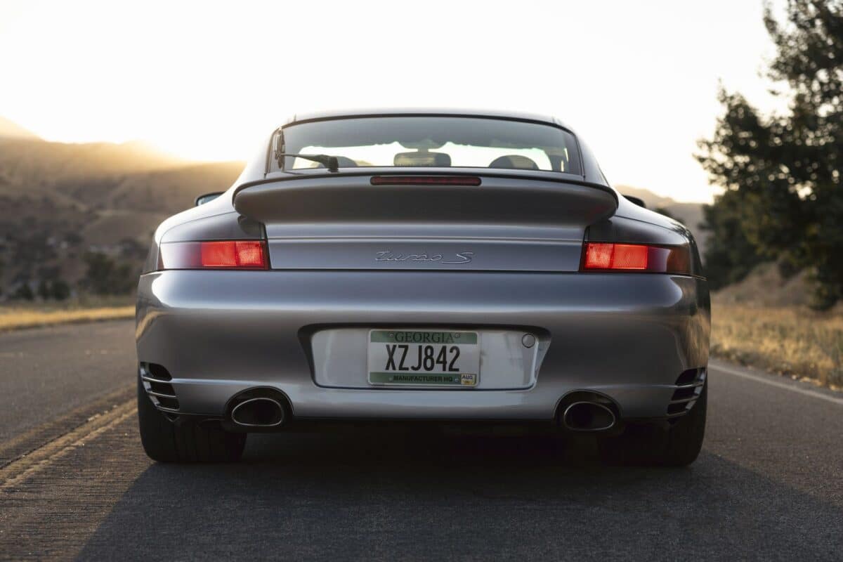 Porsche 911 Turbo S Coupe 996 10 1
