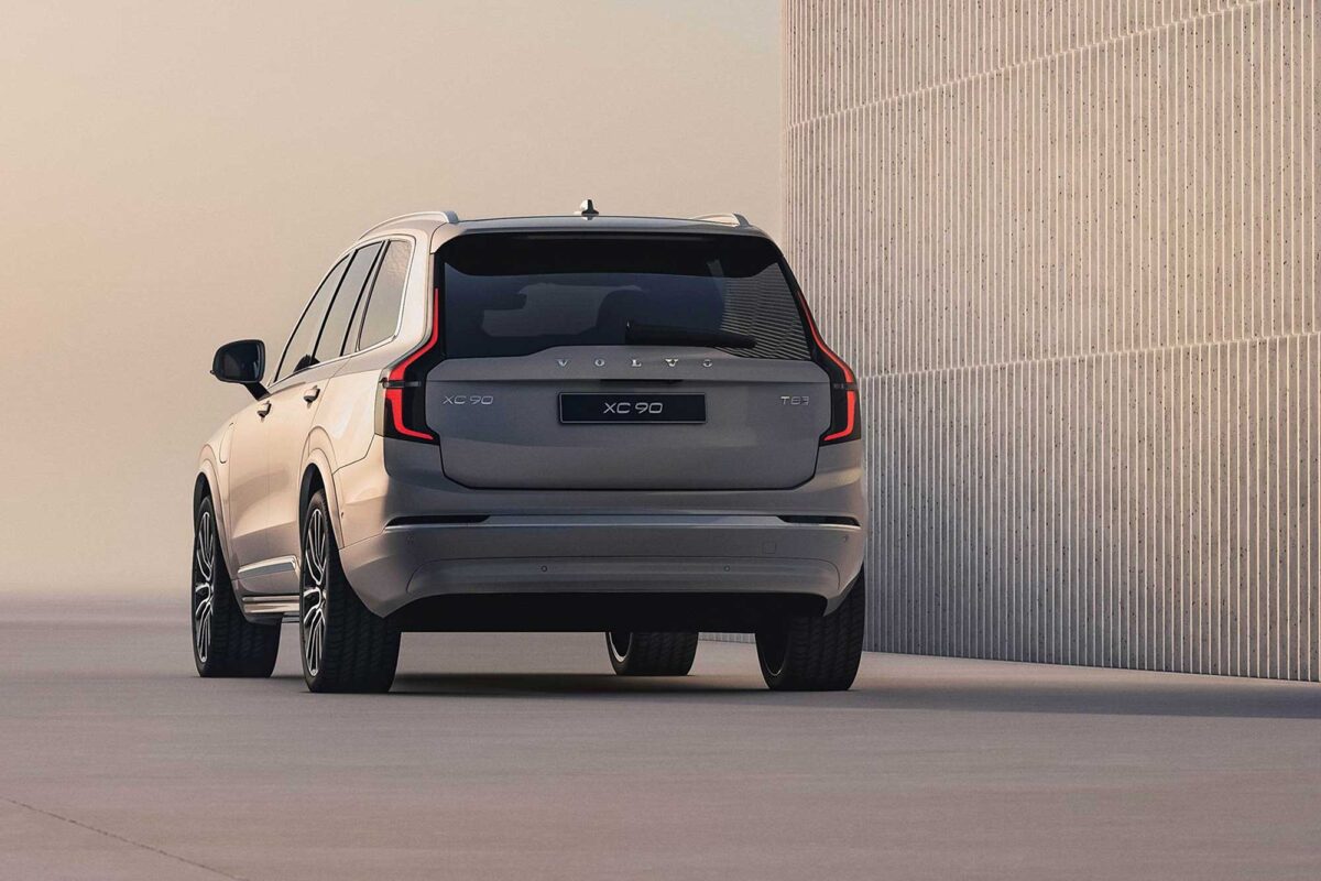 Volvo XC90 2025 1