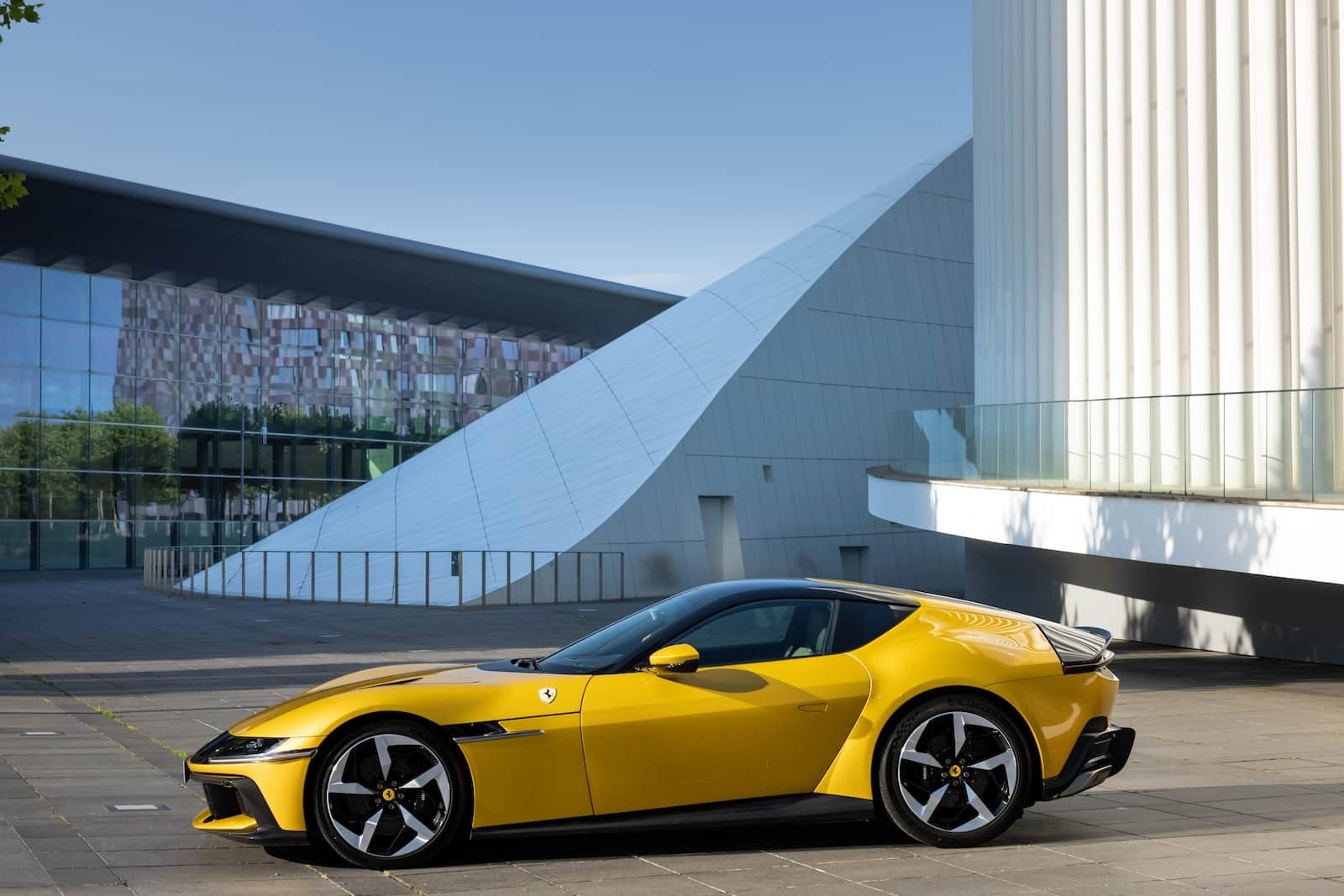 Ferrari 12Cilindri 3