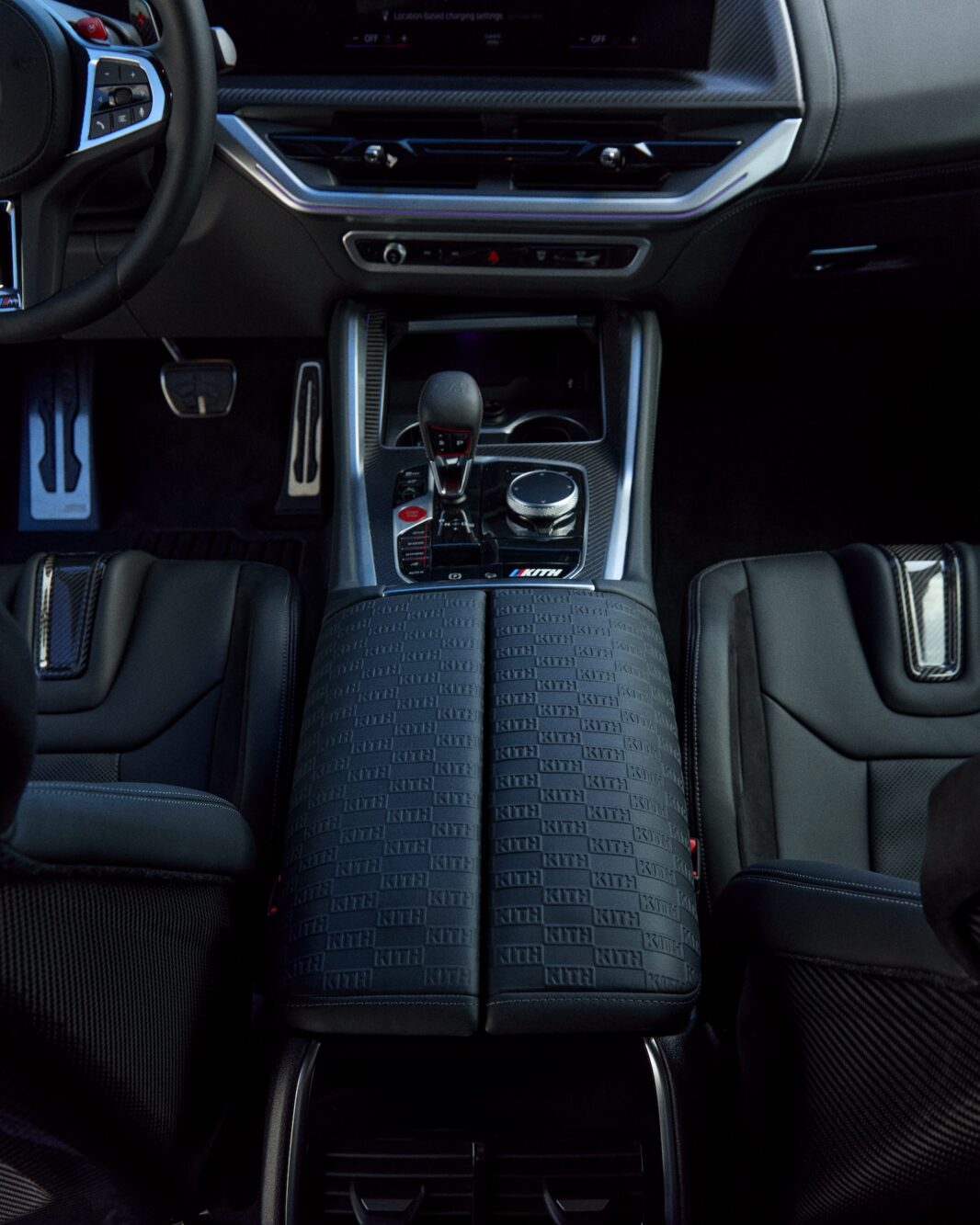 BMW XM Kith 3