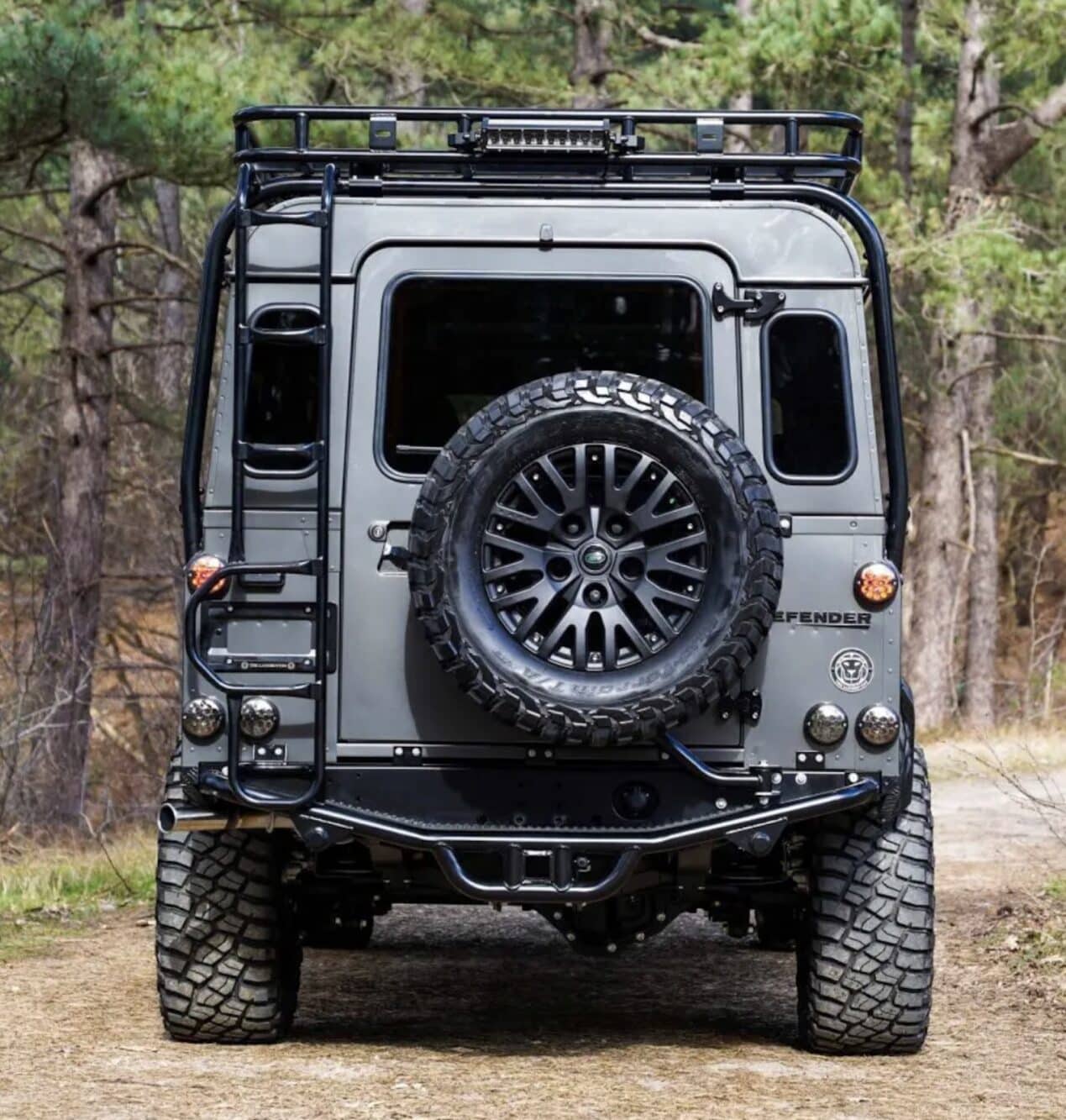 The Landrovers 4