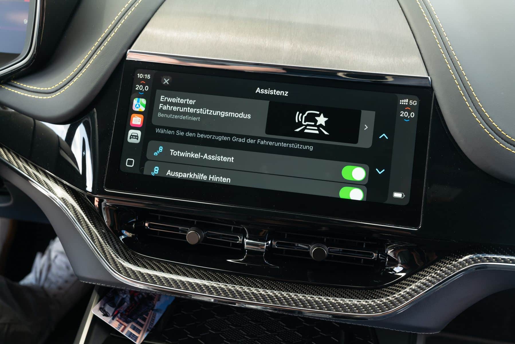 Apple CarPlay Ultra 2