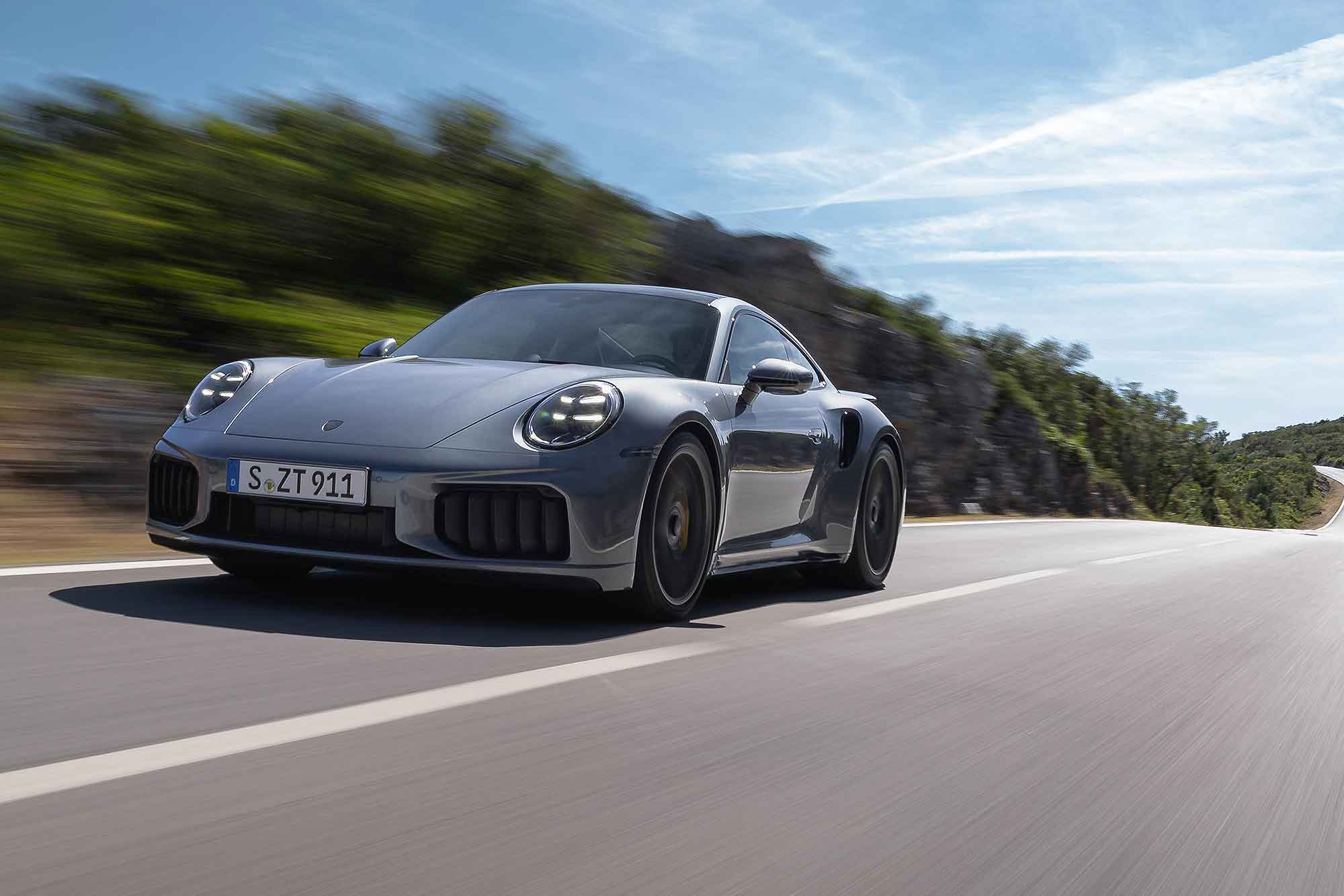 Porsche 911 Turbo S 2025 2