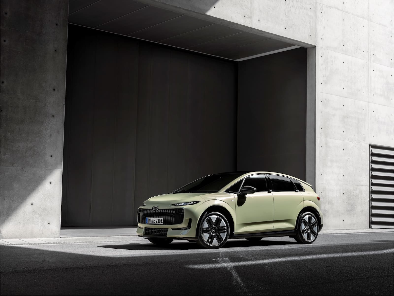 Audi A2 Etron 26