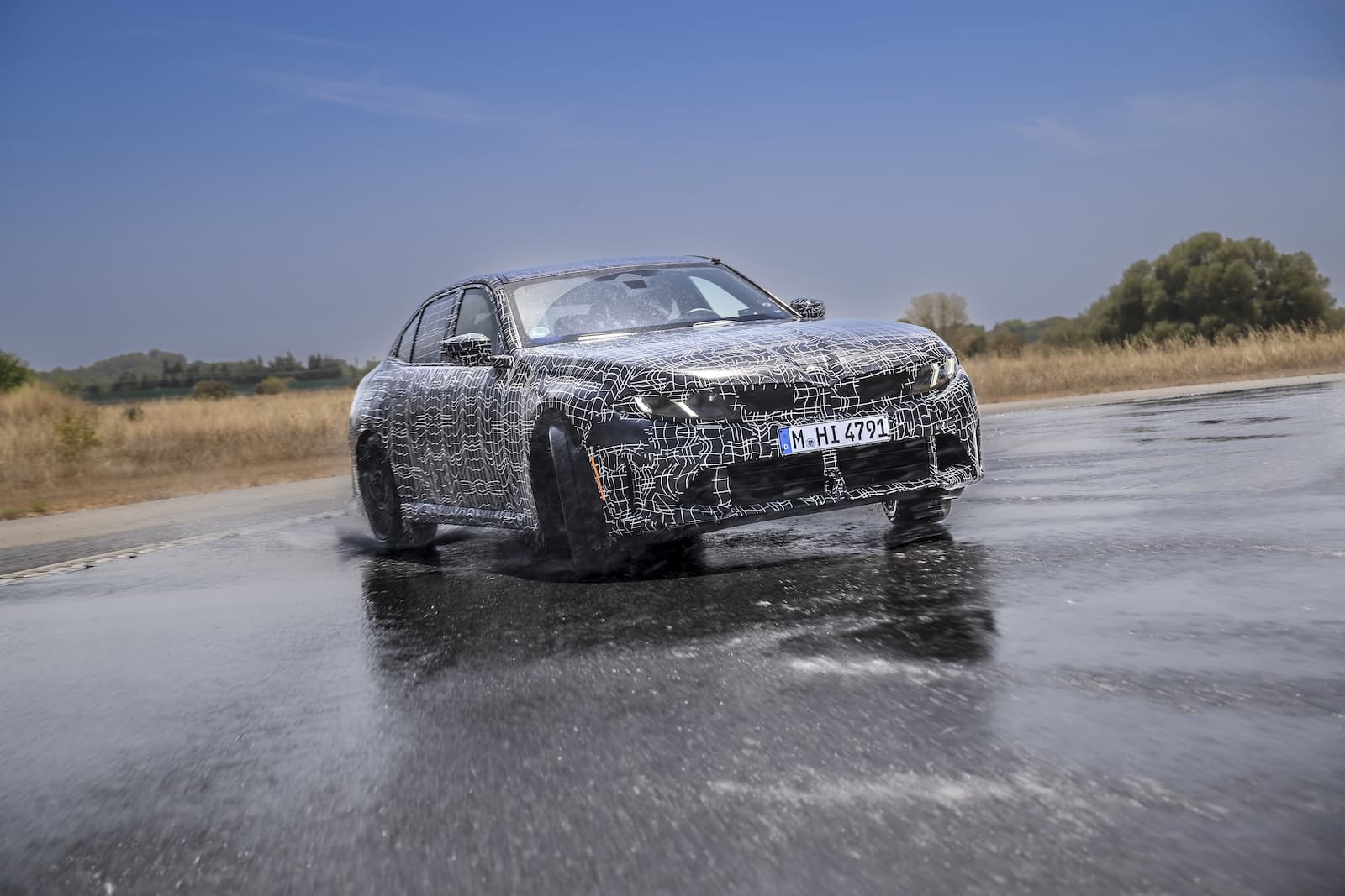 BMW M350 xDrive 15