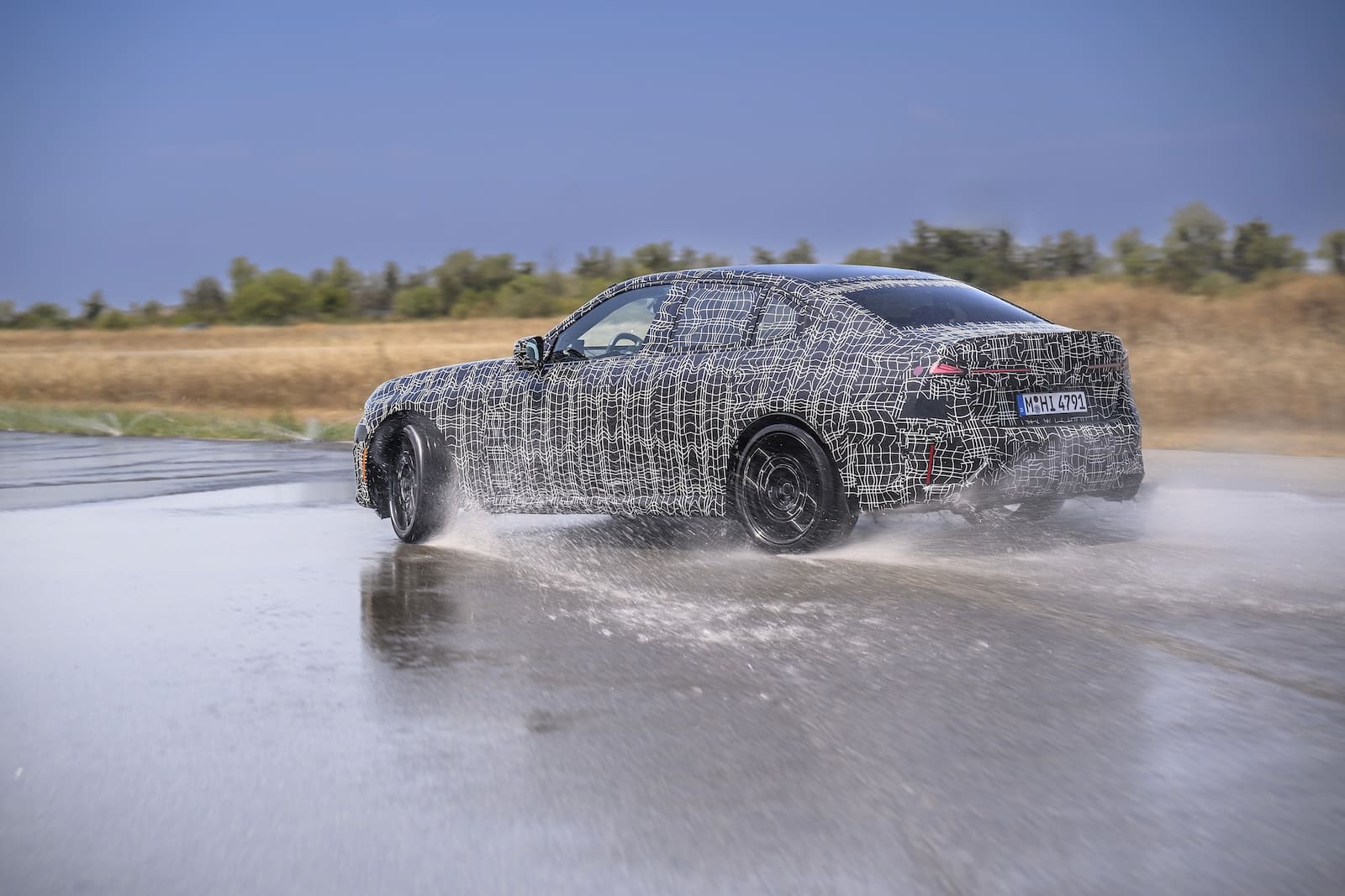 BMW M350 xDrive 17