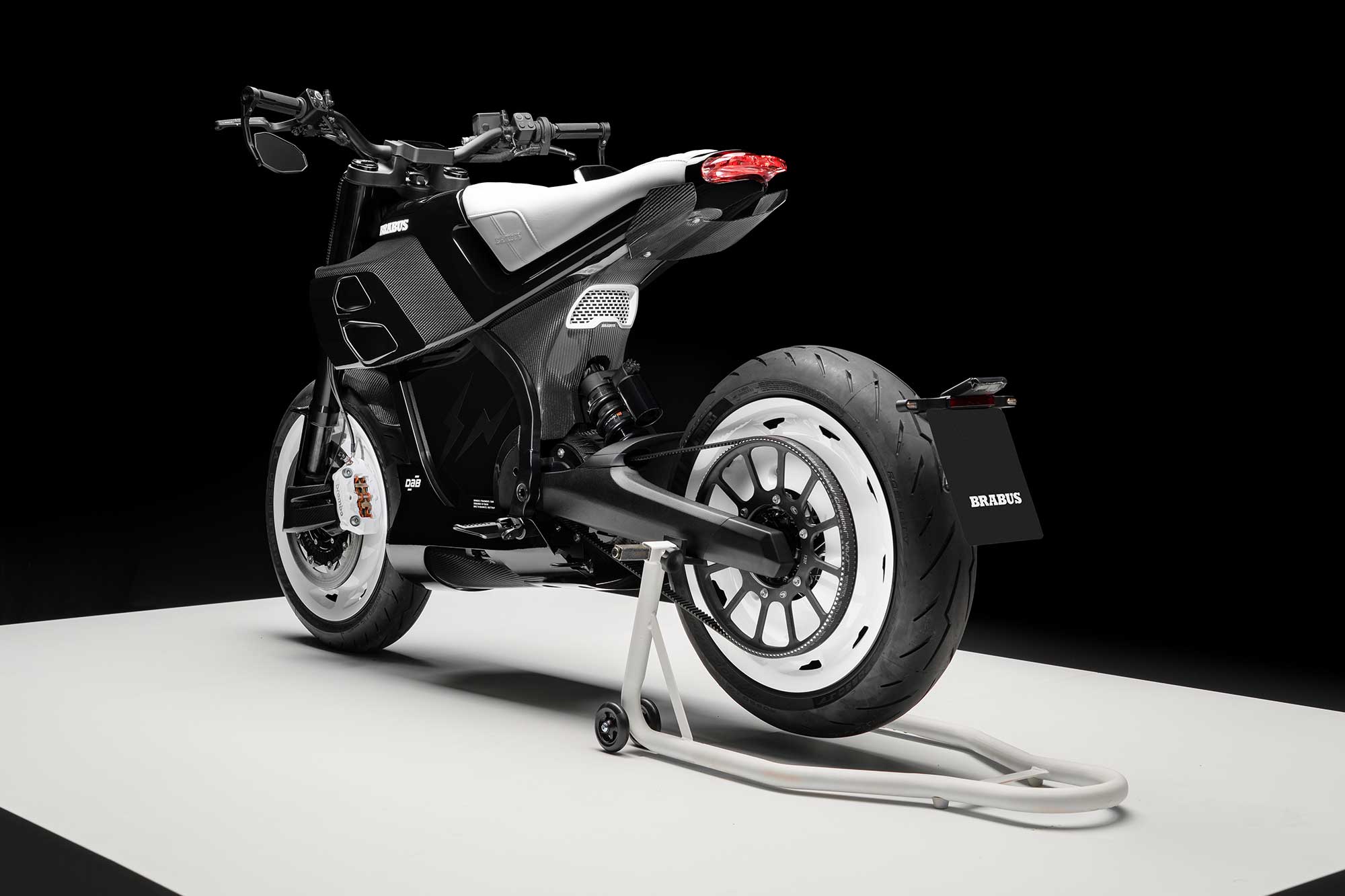 BRABUS URBAN E FRAGMENT DESIGN Studio 20