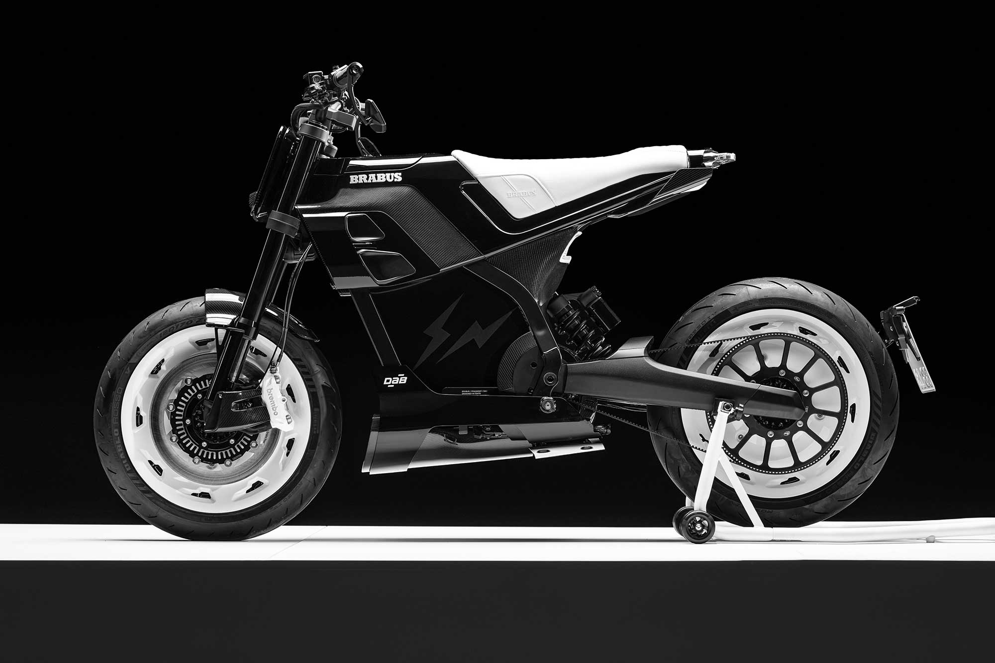 BRABUS URBAN E FRAGMENT DESIGN Studio 63